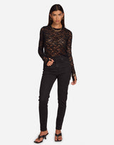 Vero Black Lace