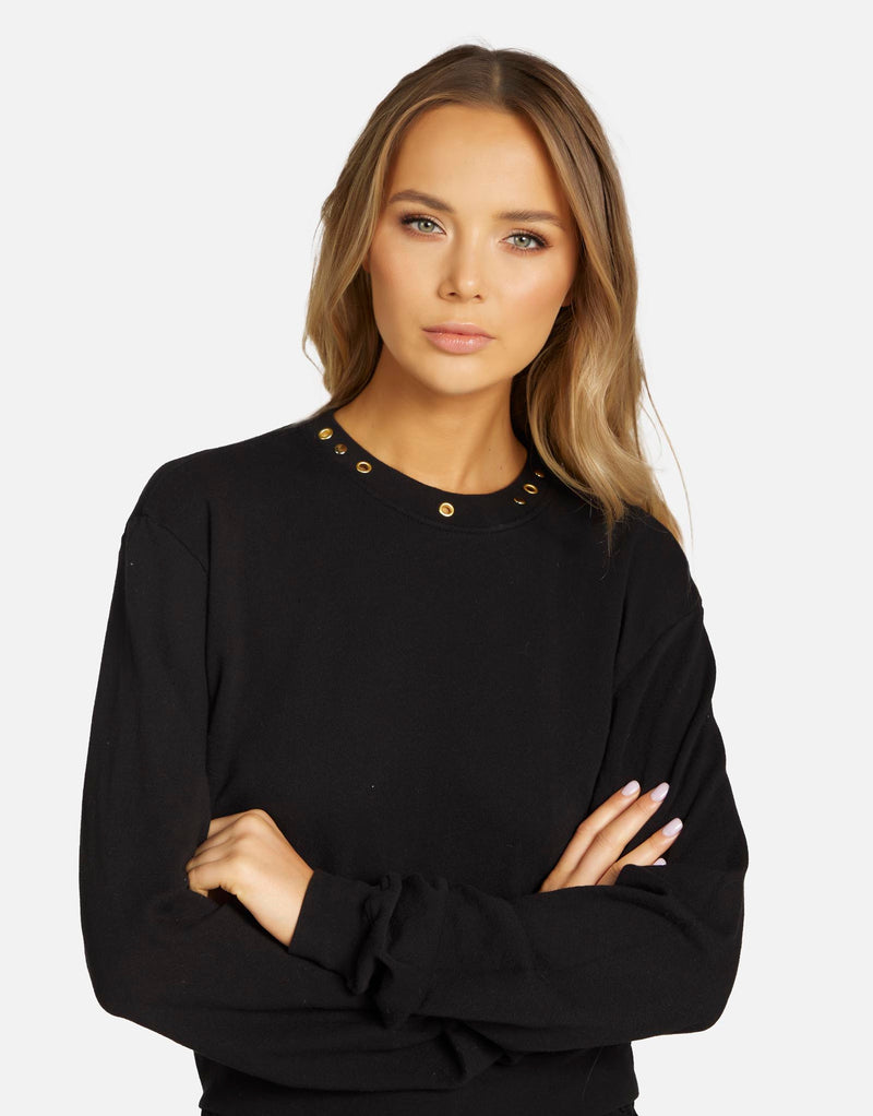 Exon Eyelets Black