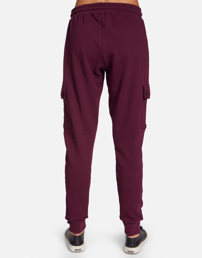 Tomen Burgundy
