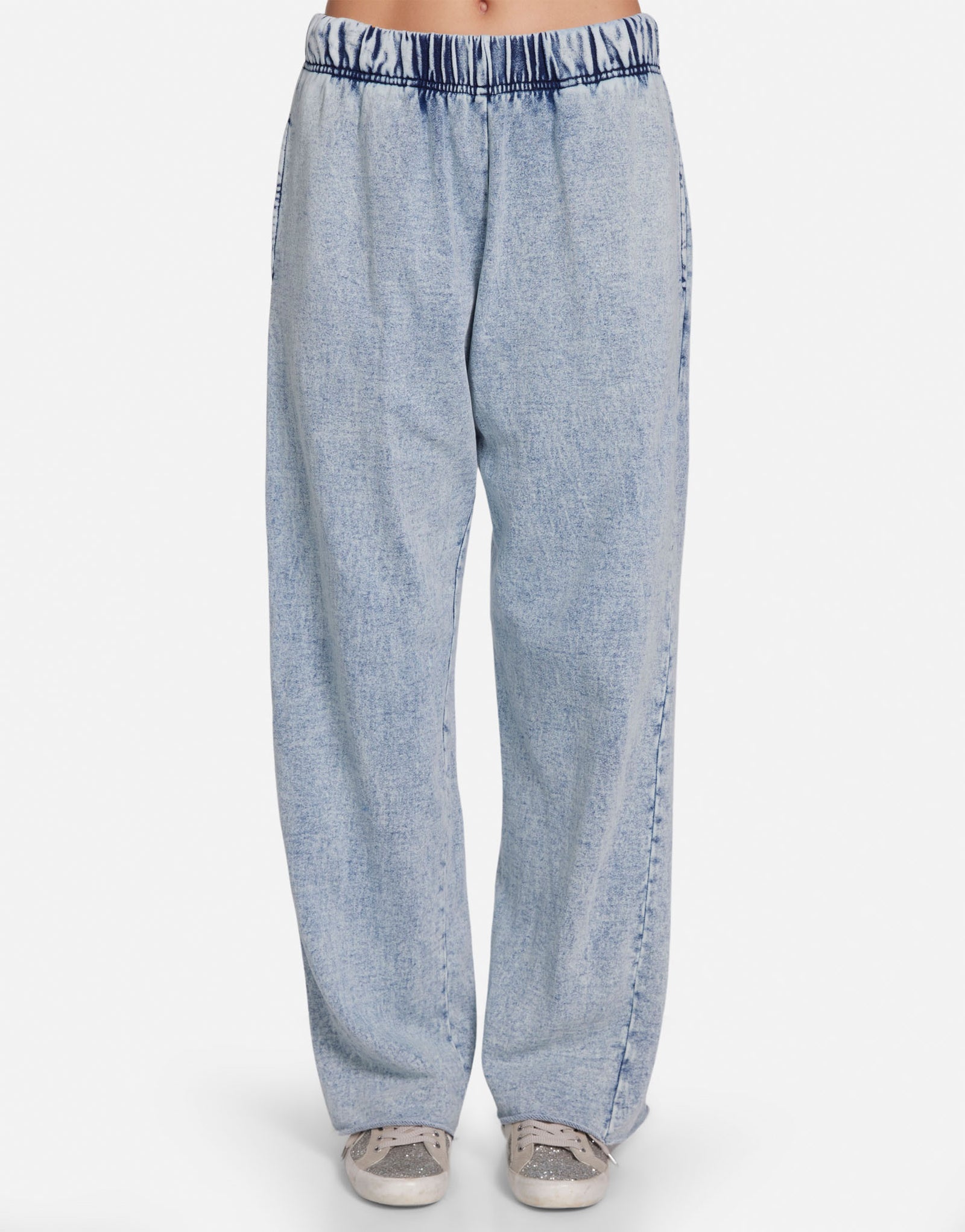 パンツ BELVET M size Washed Faded Denim Wide Leg Sweatpant w/ Pockets in Faded Denim | Mabel by Michael Lauren
