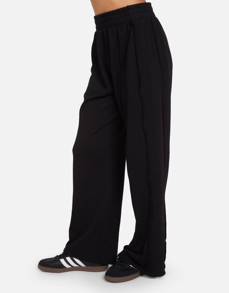 Acosta Black