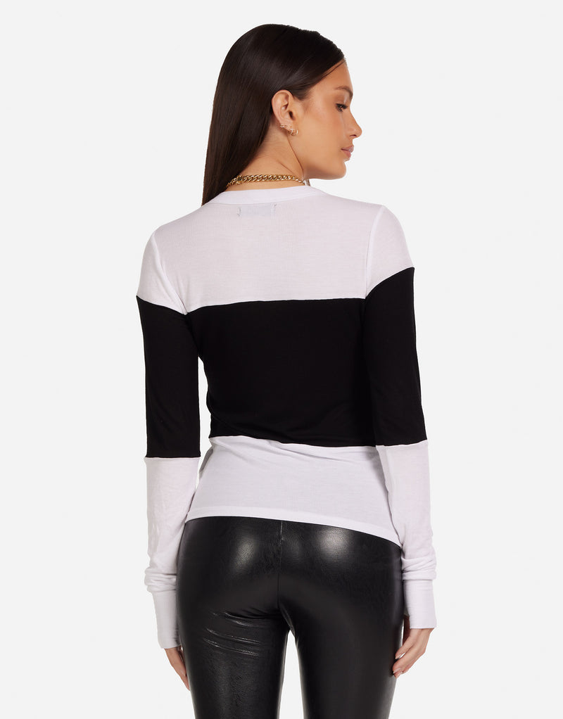 Davian White/Black