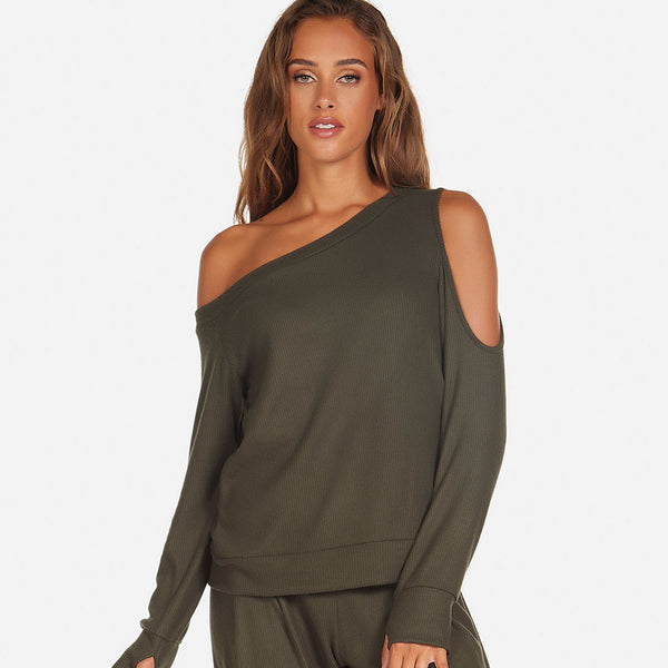 キャミソール CLANE - louren  one shoulder camisole CLANE - louren one shoulder camisoleの通販 by ☆'s shop